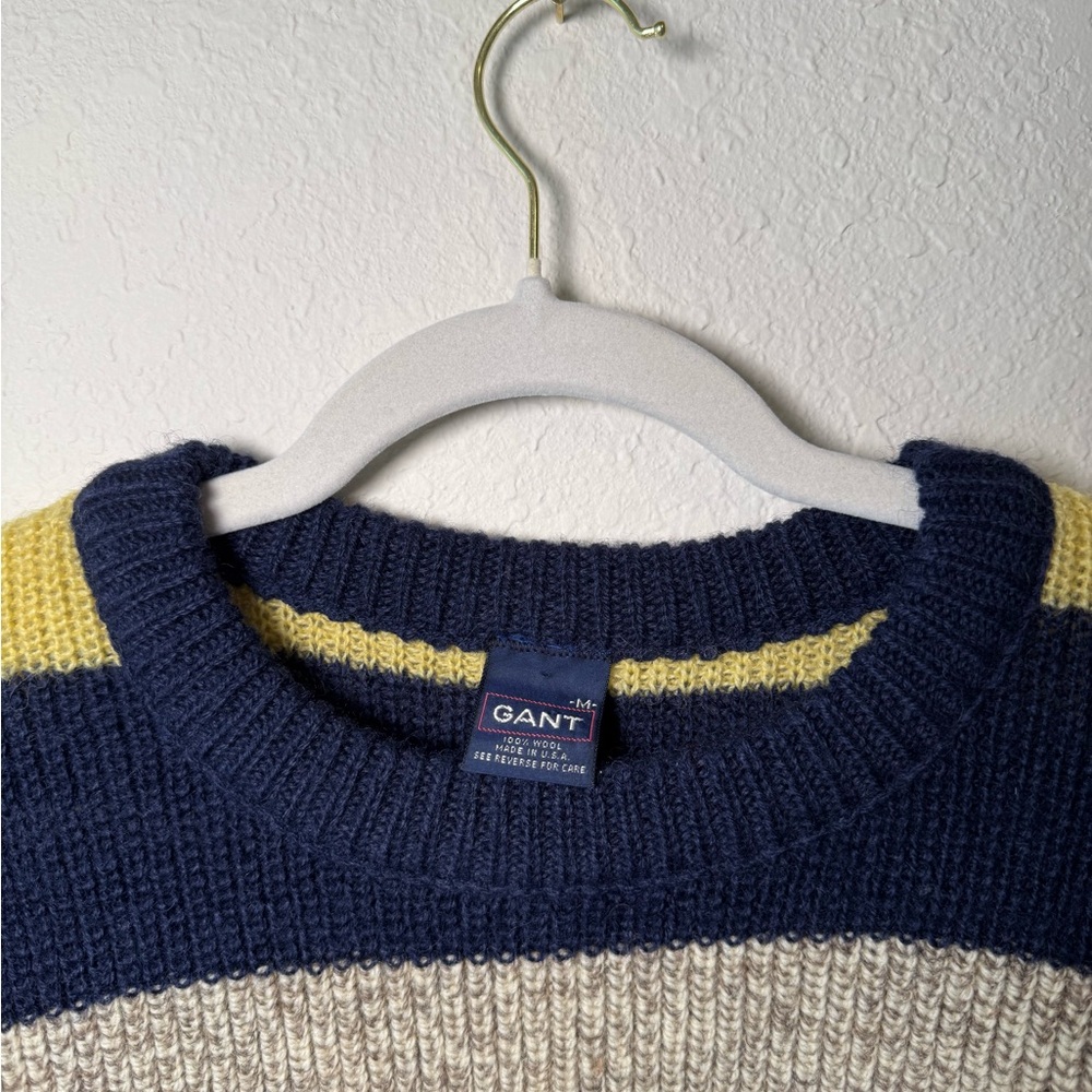 Gant Red and Blue Crewneck Sweater - Picture 3 of 3